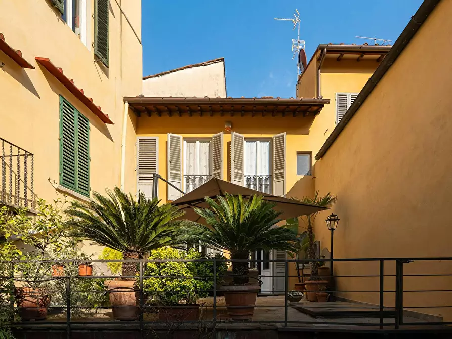 Immagine 9 di Appartamento in affitto  in Piazza Santa Maria in Campo a Firenze