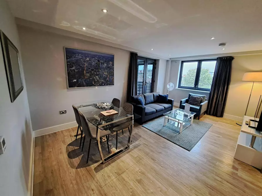 Immagine 3 di Appartamento in affitto  in Uxbridge Road a Ealing