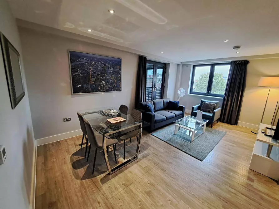 Immagine 1 di Appartamento in affitto  in Uxbridge Road a Ealing
