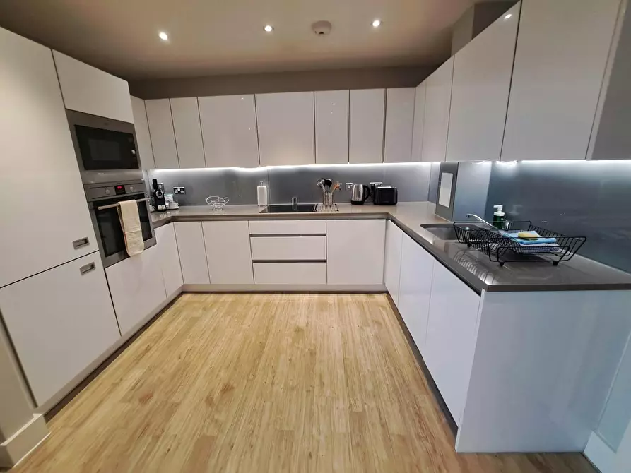 Immagine 6 di Appartamento in affitto  in Uxbridge Road a Ealing