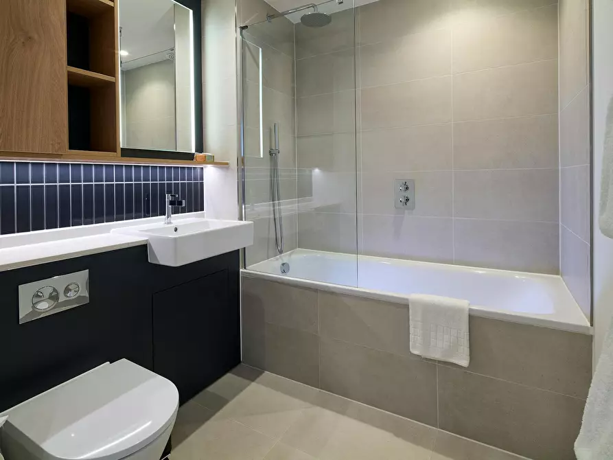 Immagine 8 di Appartamento in affitto  in Aviator Drive a Brent