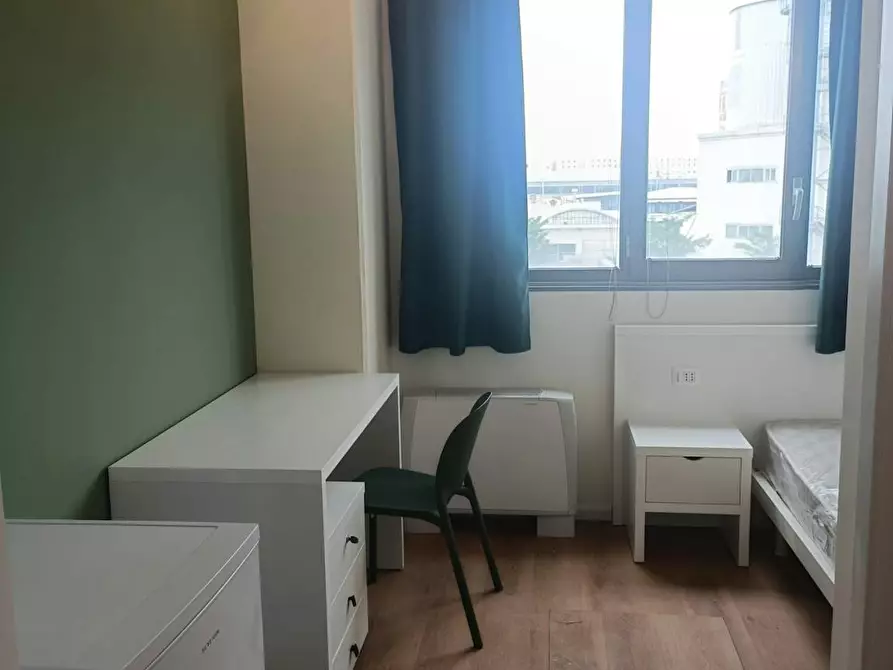 Immagine 2 di Camera in affitto  in Via Rodolfo Morandi a Torino