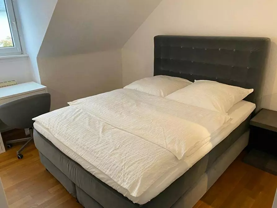 Immagine 3 di Camera in affitto  in Staufenstraße a Frankfurt am Main