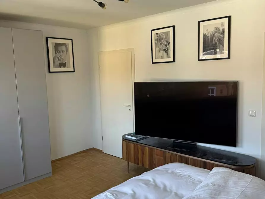 Immagine 4 di Appartamento in affitto  in Irmgardstraße a Düsseldorf