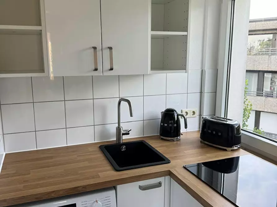 Immagine 6 di Appartamento in affitto  in Irmgardstraße a Düsseldorf
