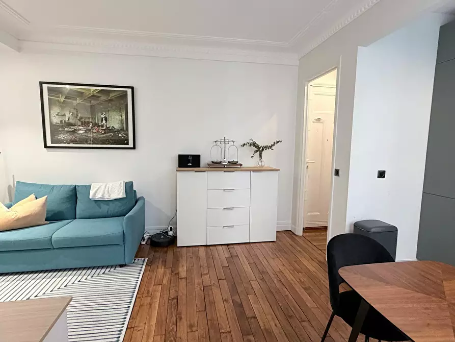 Immagine 9 di Appartamento in affitto  in Rue Saint-Didier a Paris 16