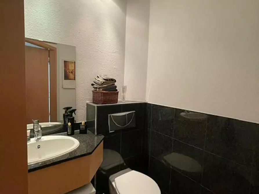 Immagine 10 di Casa indipendente in affitto  in Lindenstraße a Offenbach
