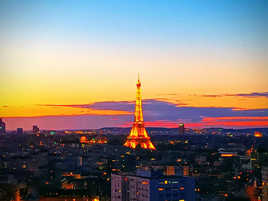 Immagine 1 di Appartamento in affitto  in Rue Georges Pitard a Paris