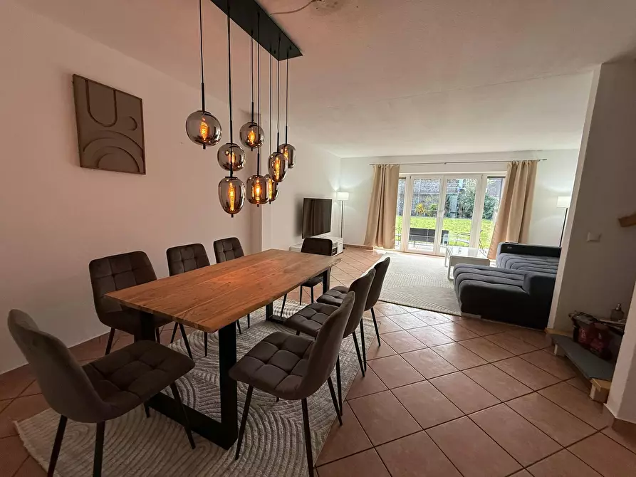 Immagine 2 di Casa indipendente in affitto  in Hauptstraße a Oestrich-Winkel