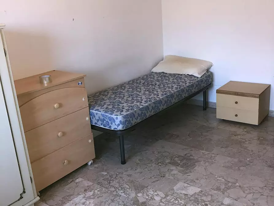 Immagine 10 di Camera in affitto  in Via Piave a Sassari