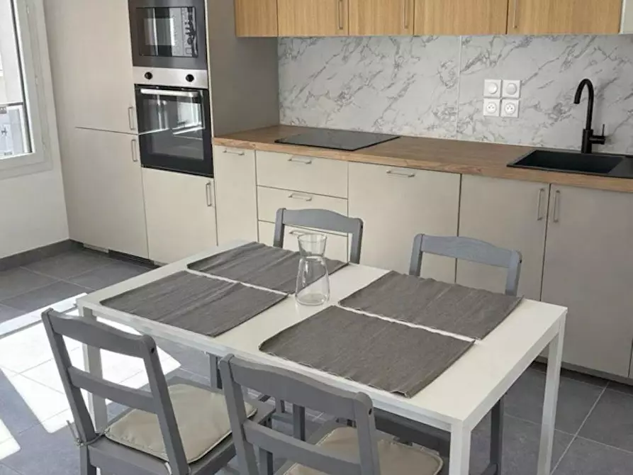 Immagine 2 di Appartamento in affitto  in Avenue Jules Ferry a Marin
