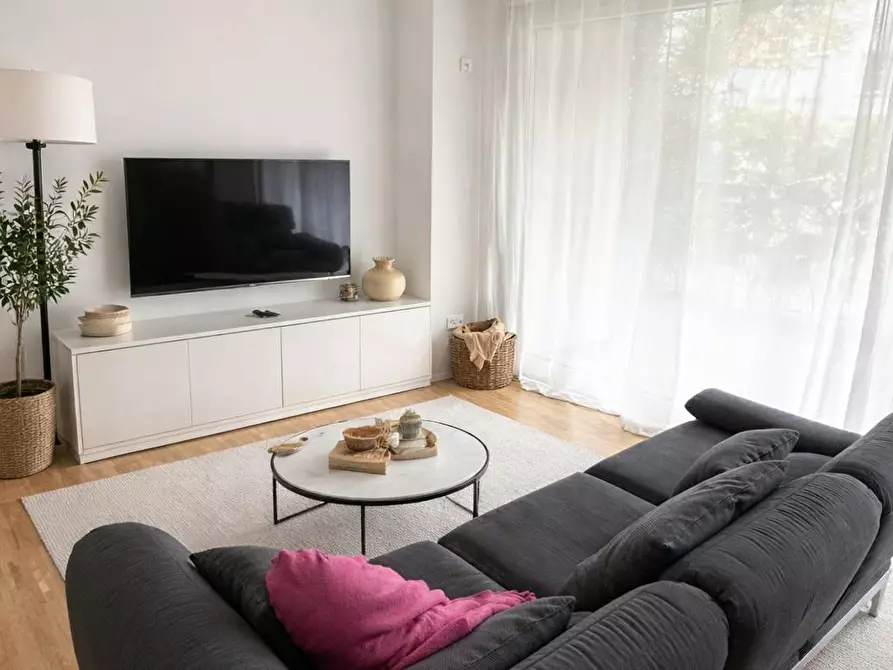 Immagine 2 di Appartamento in affitto  in Liselotte-Herrmann-Straße a Berlin