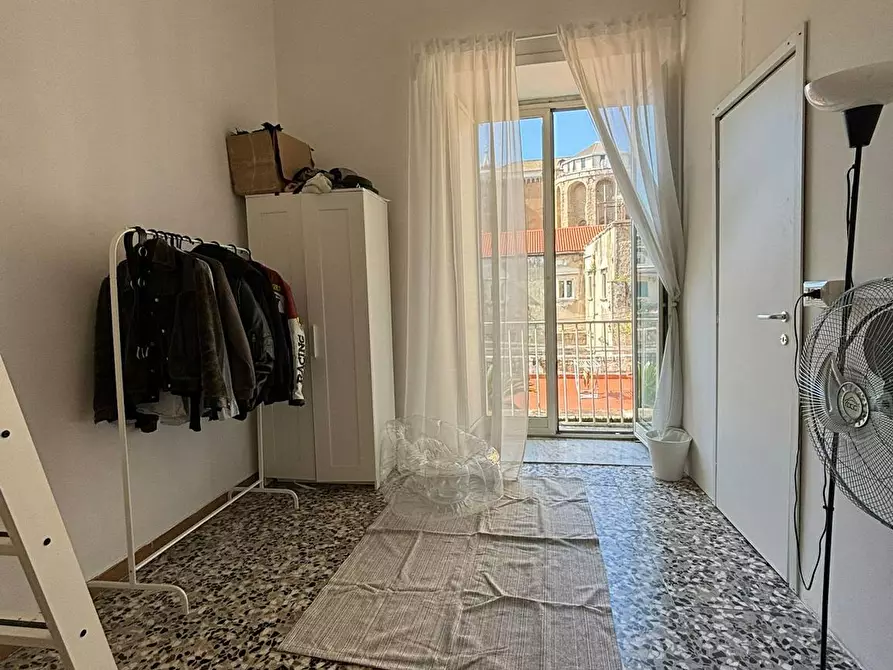 Immagine 5 di Camera in affitto  in Via dei Tribunali a Napoli