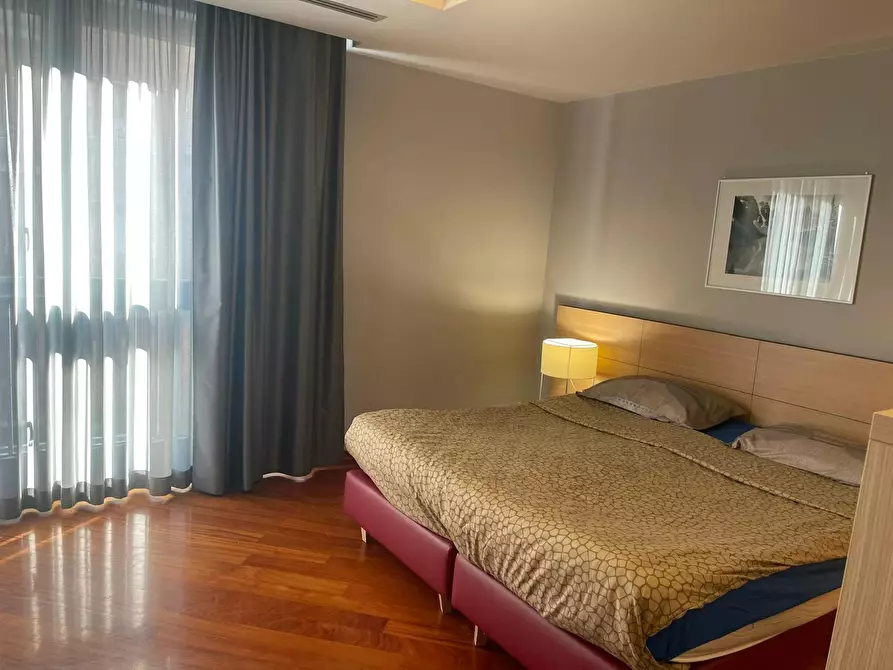 Immagine 1 di Appartamento in affitto  in Via Madama Cristina a Torino