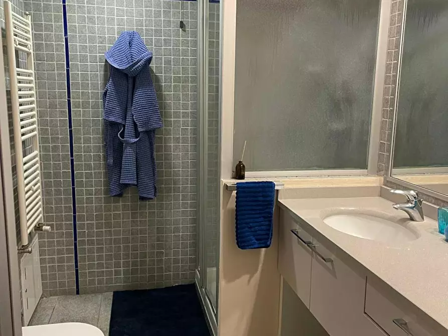 Immagine 10 di Appartamento in affitto  in Via Madama Cristina a Torino