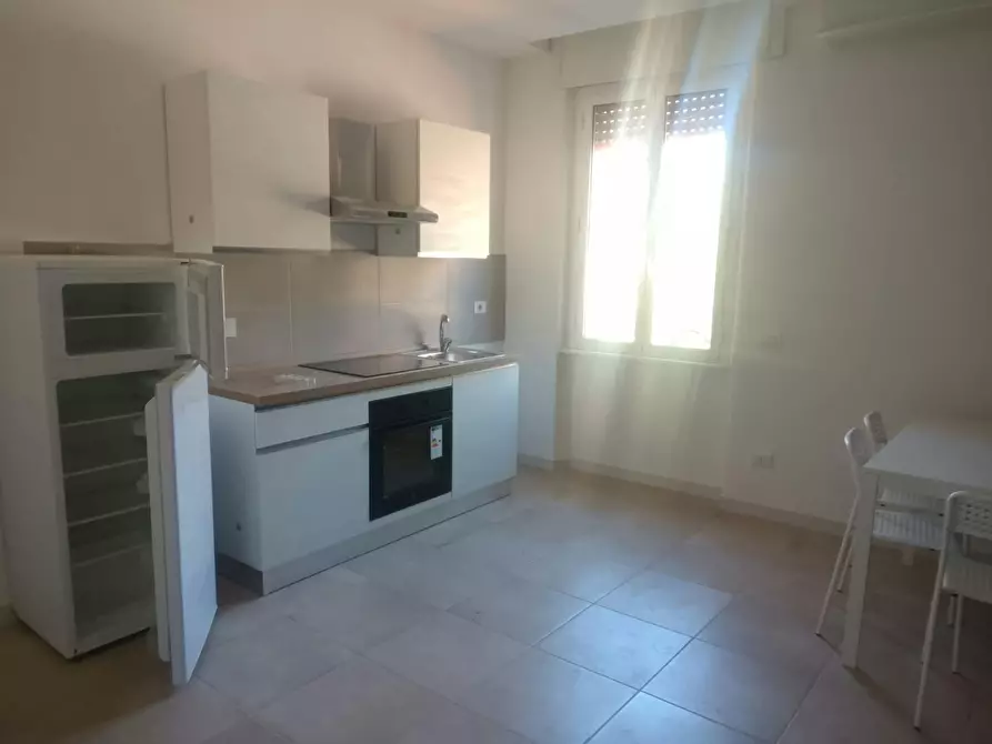 Immagine 5 di Appartamento in affitto  in Via Benadir a Roma