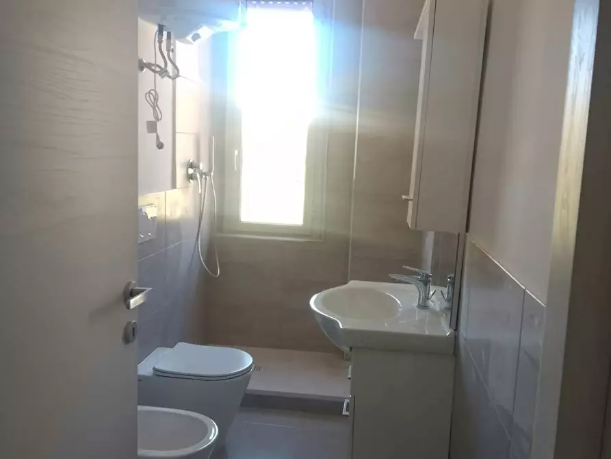 Immagine 4 di Appartamento in affitto  in Via Benadir a Roma