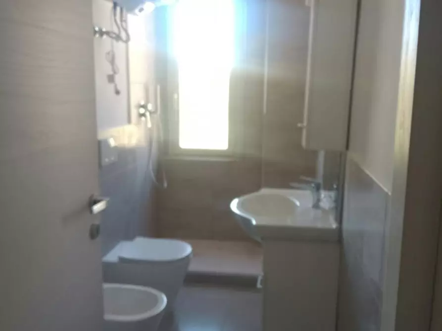 Immagine 2 di Appartamento in affitto  in Via Benadir a Roma