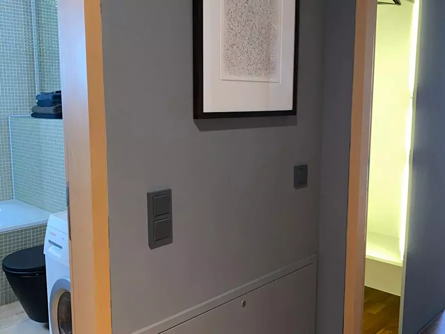 Immagine 6 di Appartamento in affitto  in Linienstraße a Berlin