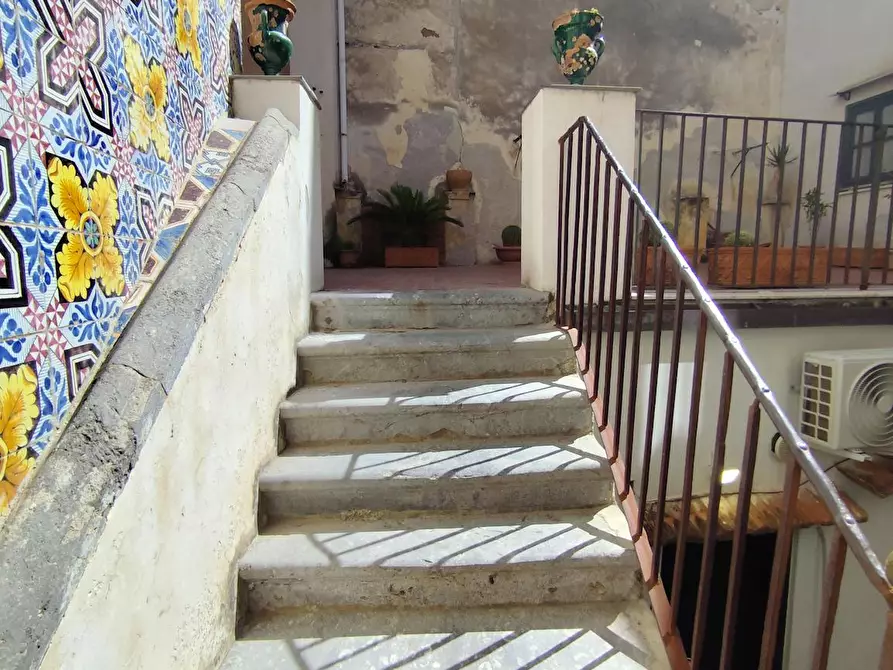Immagine 6 di Casa indipendente in affitto  in Via Mandralisca a Cefalù