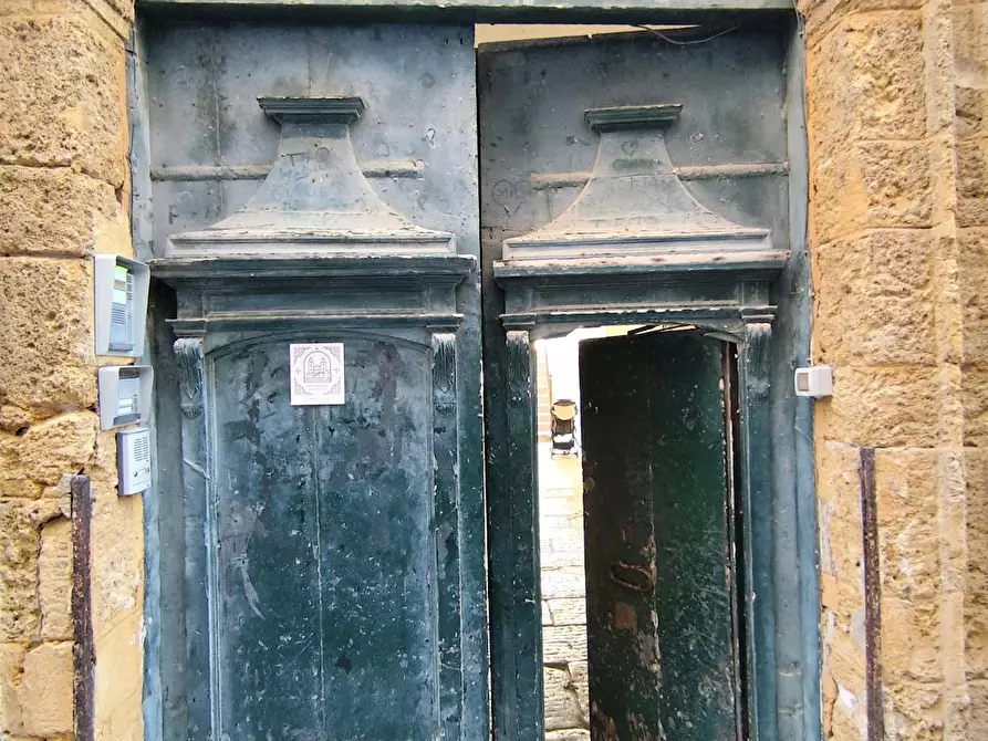 Immagine 4 di Casa indipendente in affitto  in Via Mandralisca a Cefalù