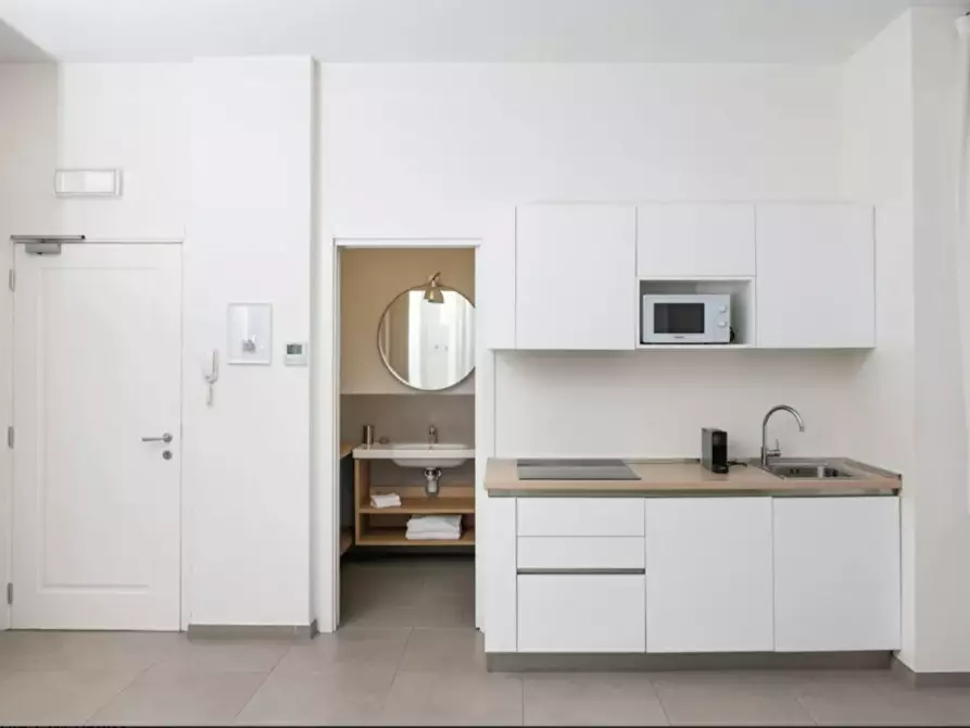 Immagine 5 di Appartamento in affitto  in Viale Cirene a Milano