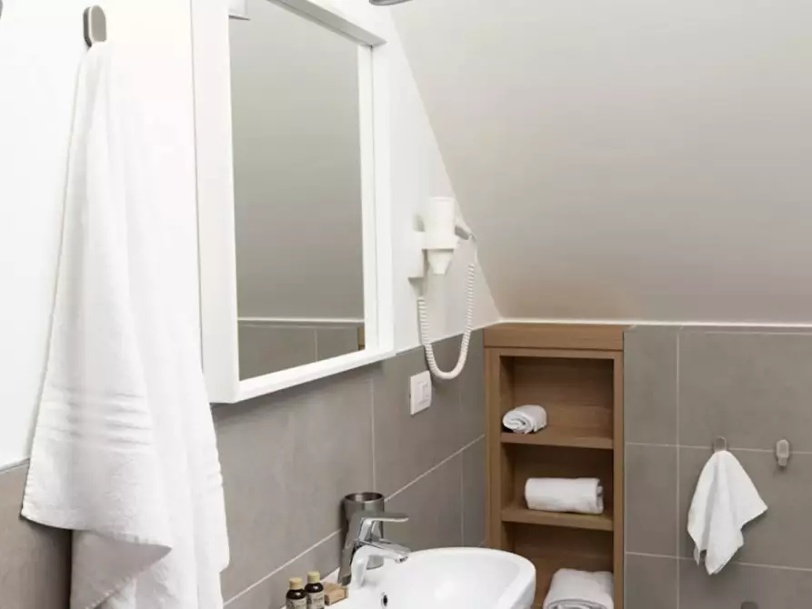 Immagine 4 di Appartamento in affitto  in Viale Cirene a Milano