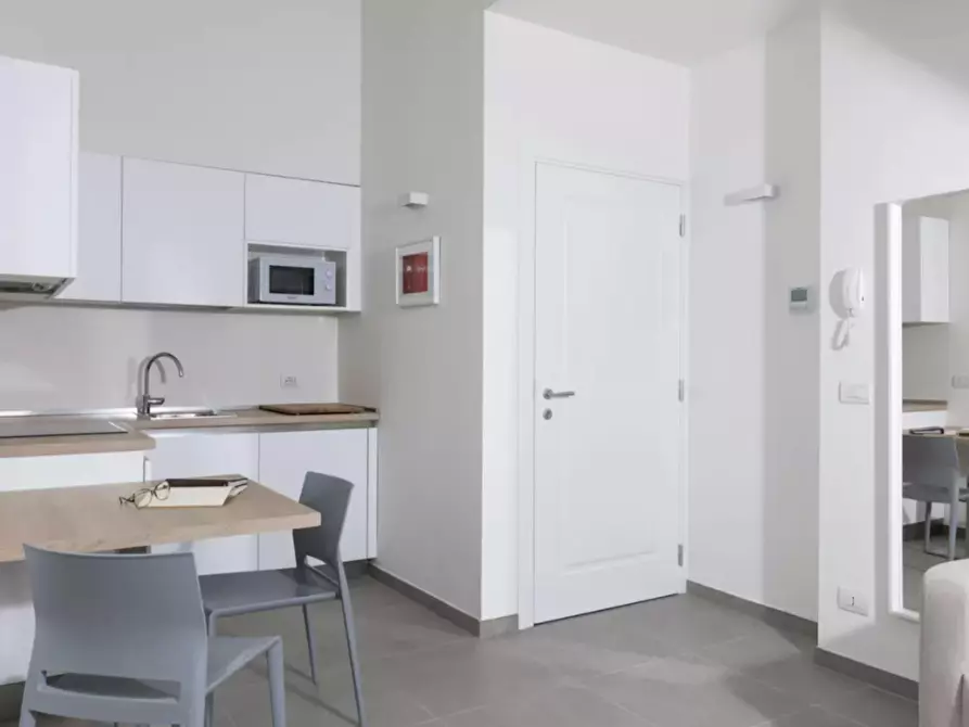 Immagine 5 di Appartamento in affitto  in Viale Cirene a Milano