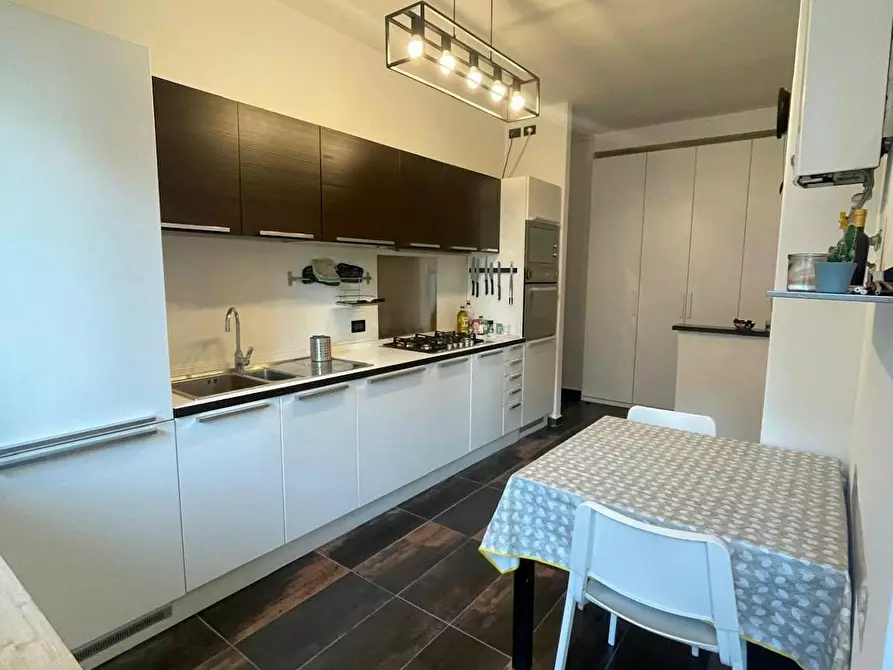 Immagine 4 di Appartamento in affitto  in Via dei Tulipani a Milano