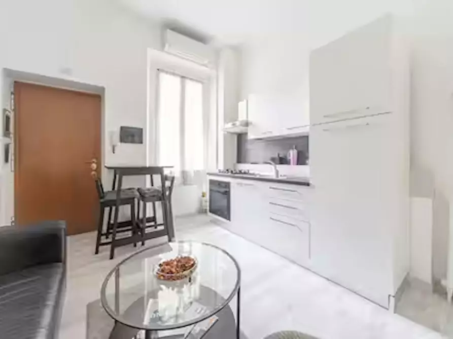 Immagine 2 di Appartamento in affitto  in Viale Corsica a Milano