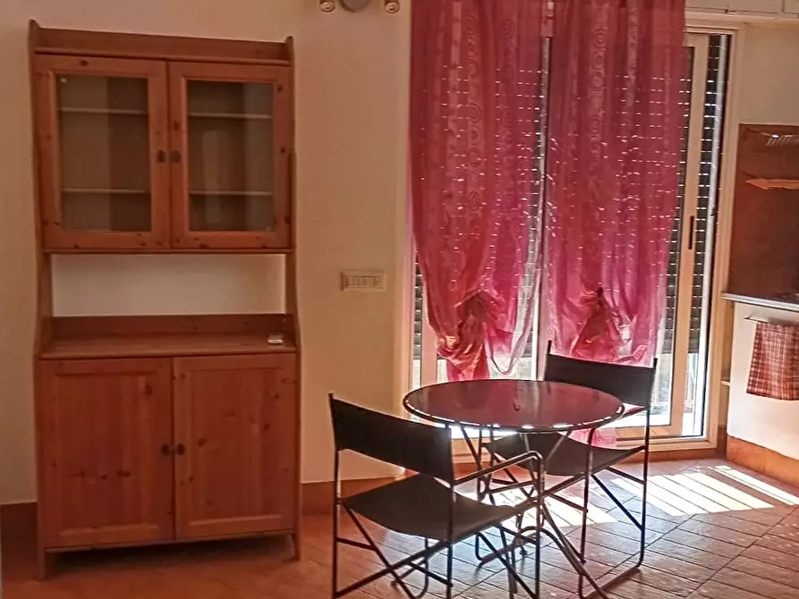 Immagine 1 di Appartamento in affitto  in Via Nuova Marina a Napoli