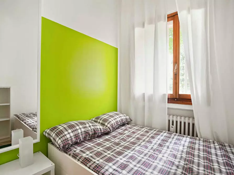 Immagine 2 di Camera in affitto  in Via delle Forze Armate a Milano