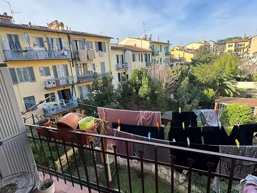 Immagine 8 di Camera in affitto  in Via Francesco Caracciolo a Firenze