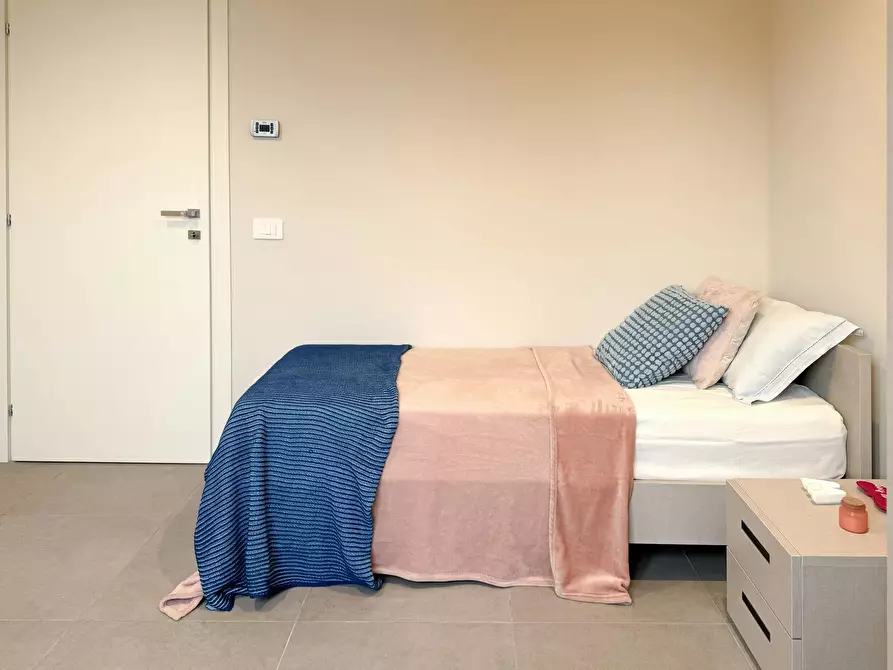 Immagine 1 di Camera condivisa in affitto  in Via San Giovanni Bosco a Alessandria
