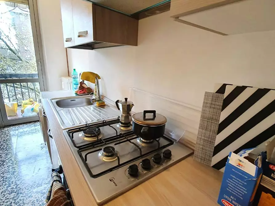 Immagine 5 di Camera in affitto  in Via Privata Renzo e Lucia a Milano