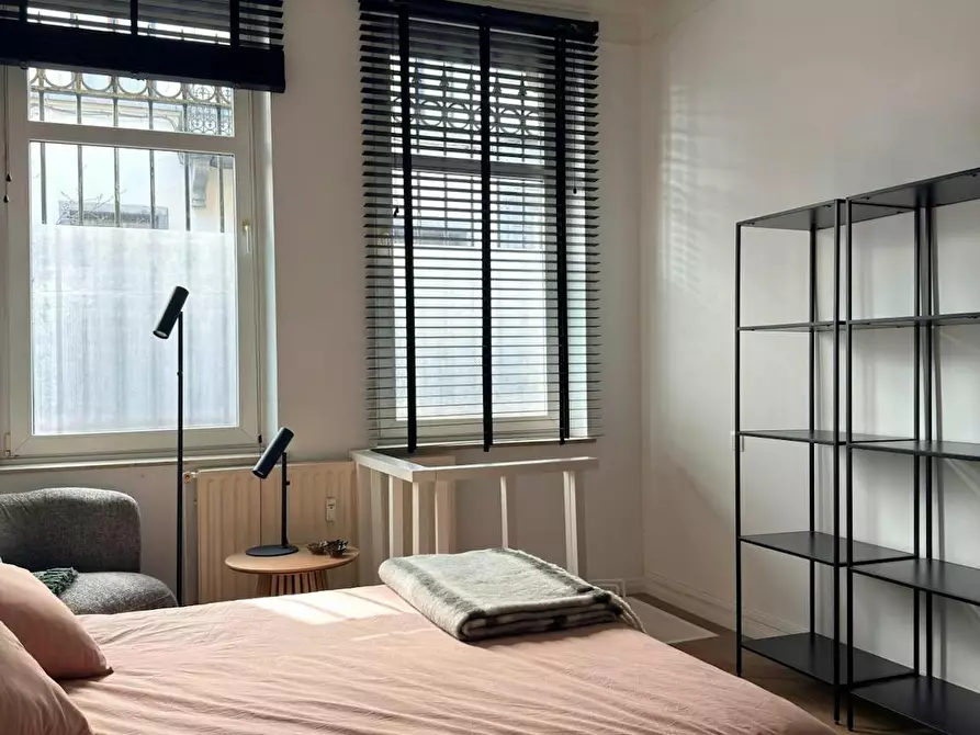 Immagine 6 di Appartamento in affitto  in Rue Souveraine a Ixelles
