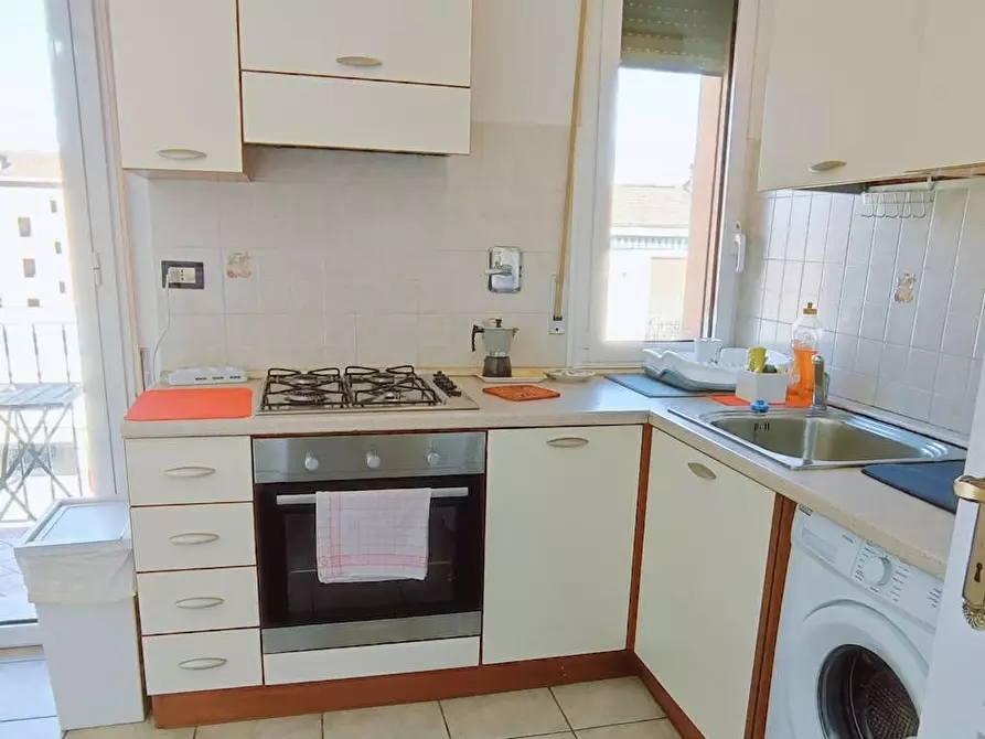 Immagine 4 di Appartamento in affitto  in Via de' Carracci a Bologna