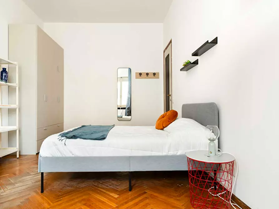 Immagine 6 di Camera in affitto  in Via Sebenico a Milano