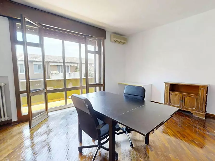 Immagine 10 di Camera in affitto  in Via Antonio Medin a Padova