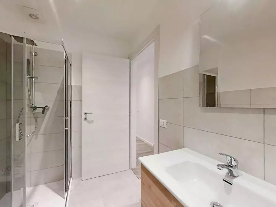 Immagine 10 di Camera in affitto  in Via Luigi Pellizzo a Padova