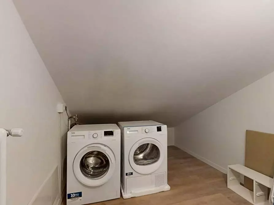 Immagine 9 di Camera in affitto  in Via Giosuè Carducci a Venezia