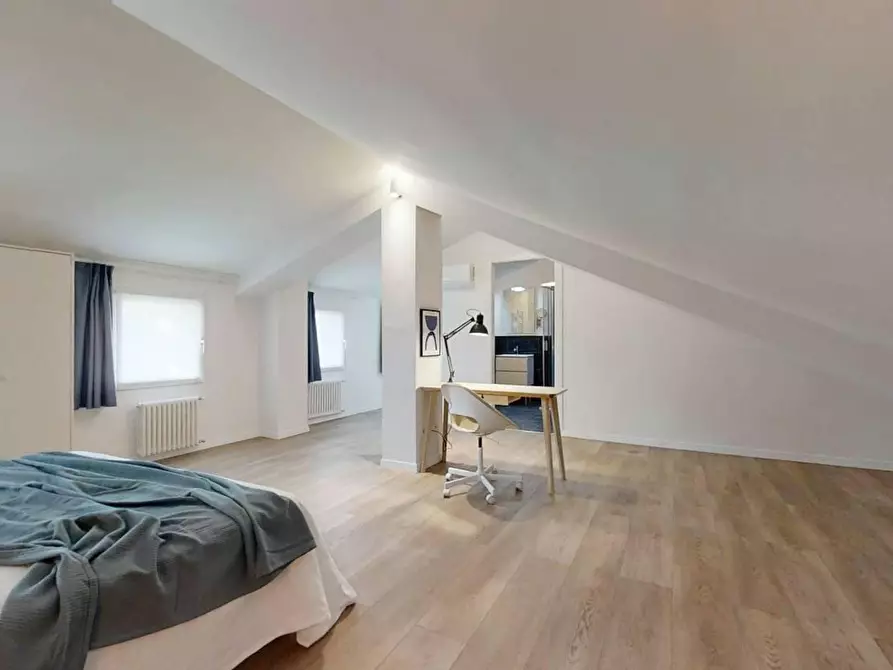 Immagine 5 di Camera in affitto  in Via Giosuè Carducci a Venezia