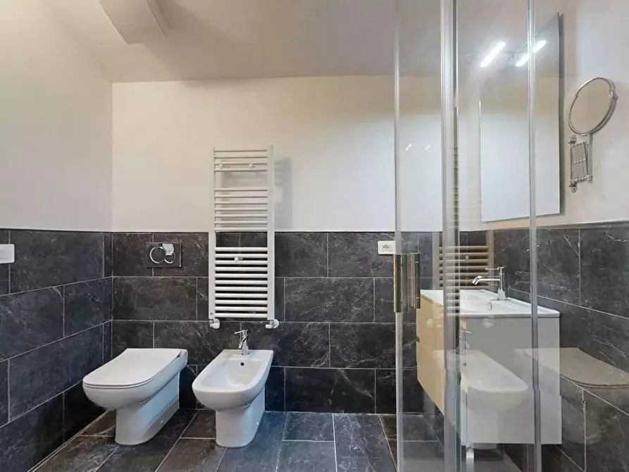 Immagine 10 di Camera in affitto  in Via Giosuè Carducci a Venezia