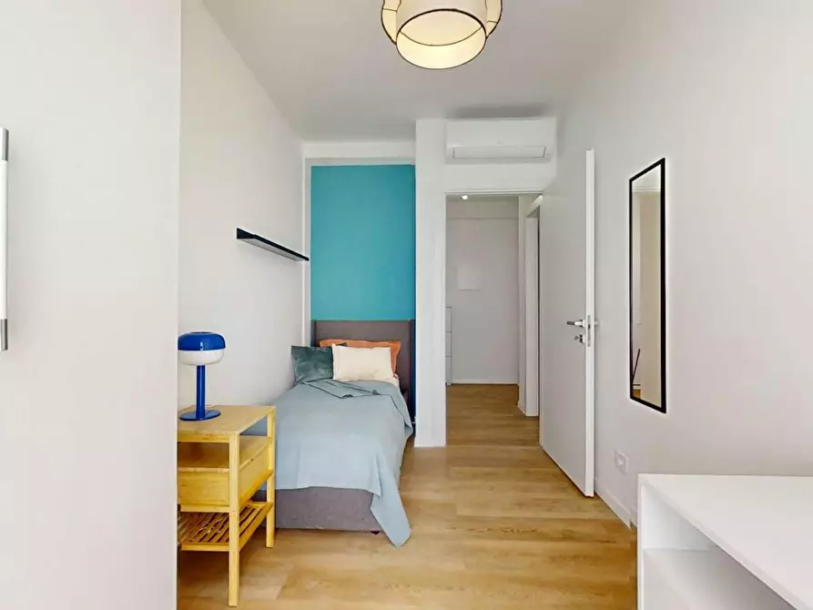 Immagine 1 di Camera in affitto  in Via Giosuè Carducci a Venezia