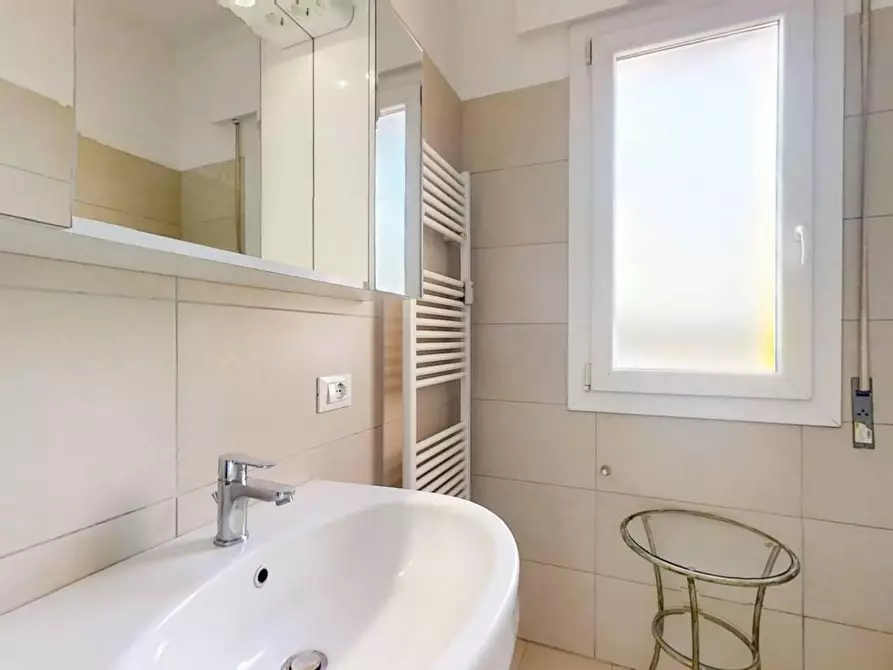 Immagine 5 di Camera in affitto  in Via Trento a Venezia