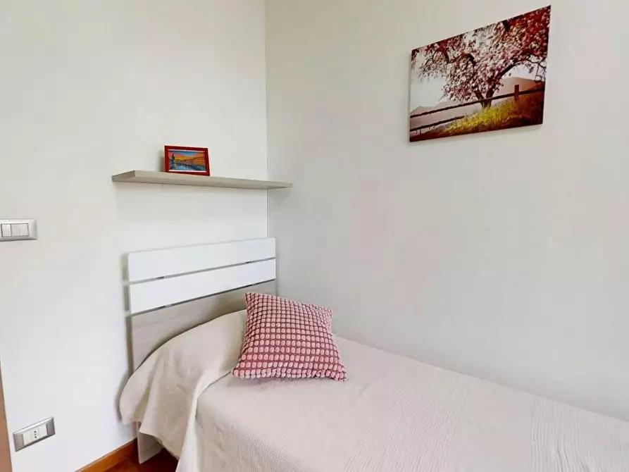 Immagine 3 di Camera in affitto  in Via V. Alfieri a Padova