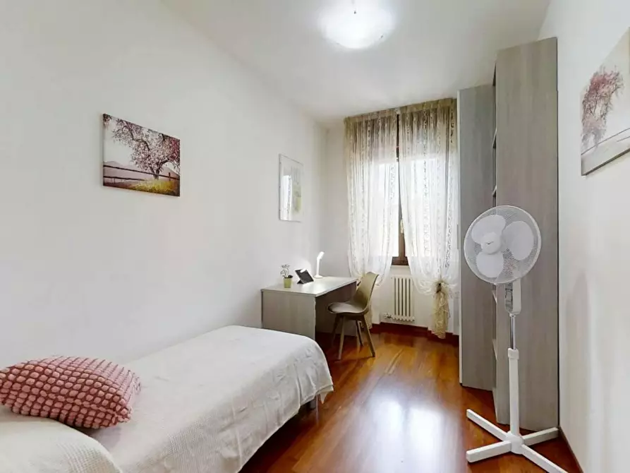 Immagine 1 di Camera in affitto  in Via V. Alfieri a Padova