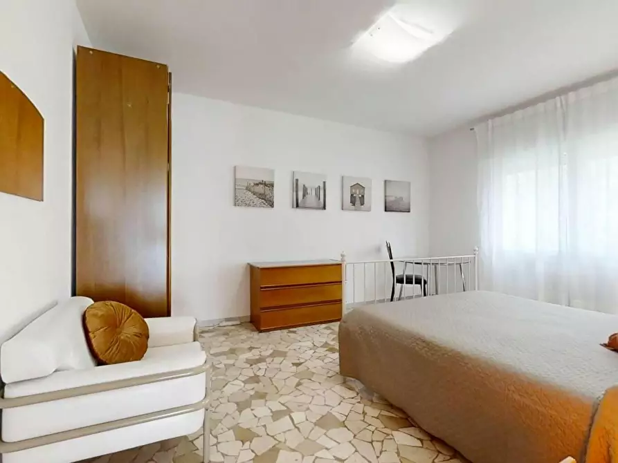 Immagine 4 di Camera in affitto  in Via Coni Zugna a Venezia