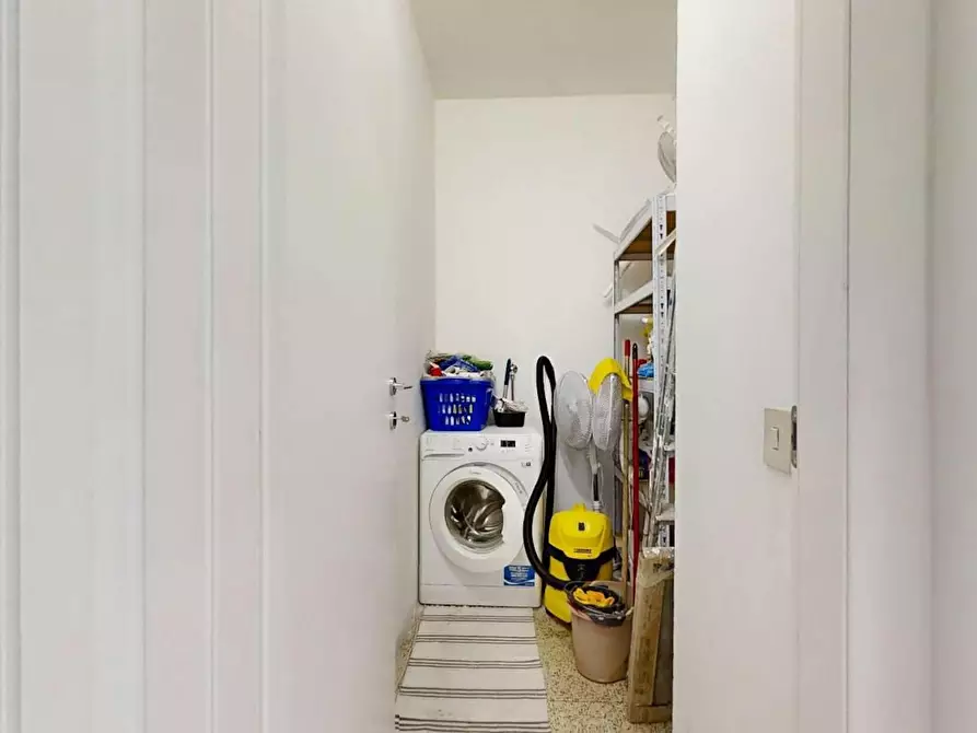 Immagine 10 di Camera in affitto  in Via Trento a Venezia