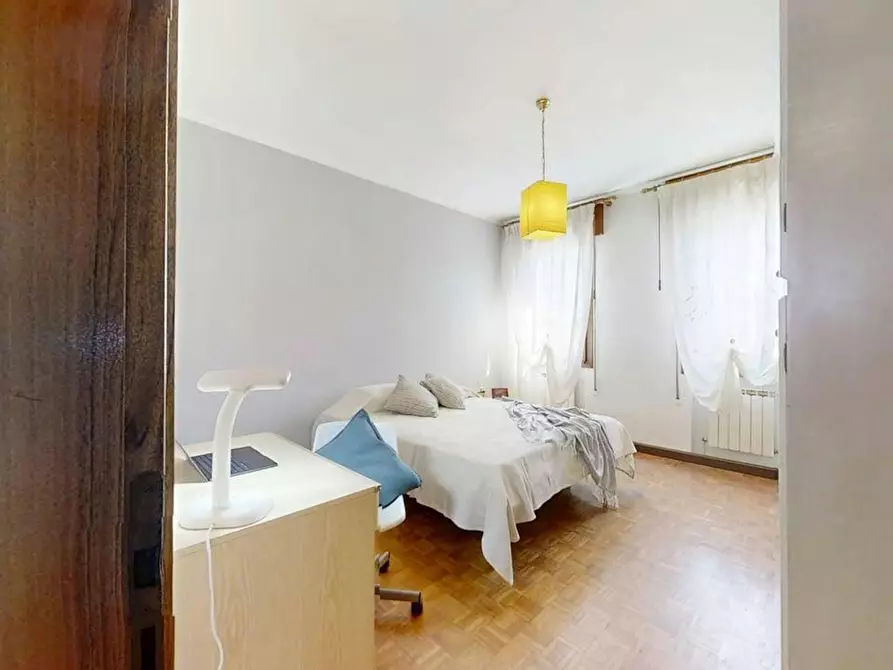 Immagine 2 di Camera in affitto  in Via San Marco a Padova